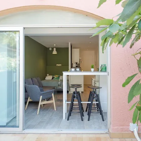 Joli Avec Jardin Bord De Lägenhet Saint-Mandrier-sur-Mer
