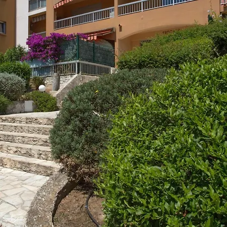 Joli Avec Jardin Bord De * Saint-Mandrier-sur-Mer