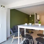 Appartement Joli Avec Jardin Bord De *