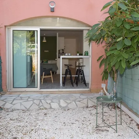 Joli Studio Avec Jardin Bord De Mer * Saint-Mandrier-sur-Mer